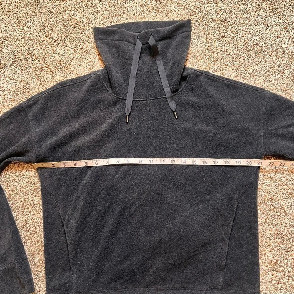 NWOT Lululemon Go Forward Fleece Dark Gray Pullover Size 6 Womens